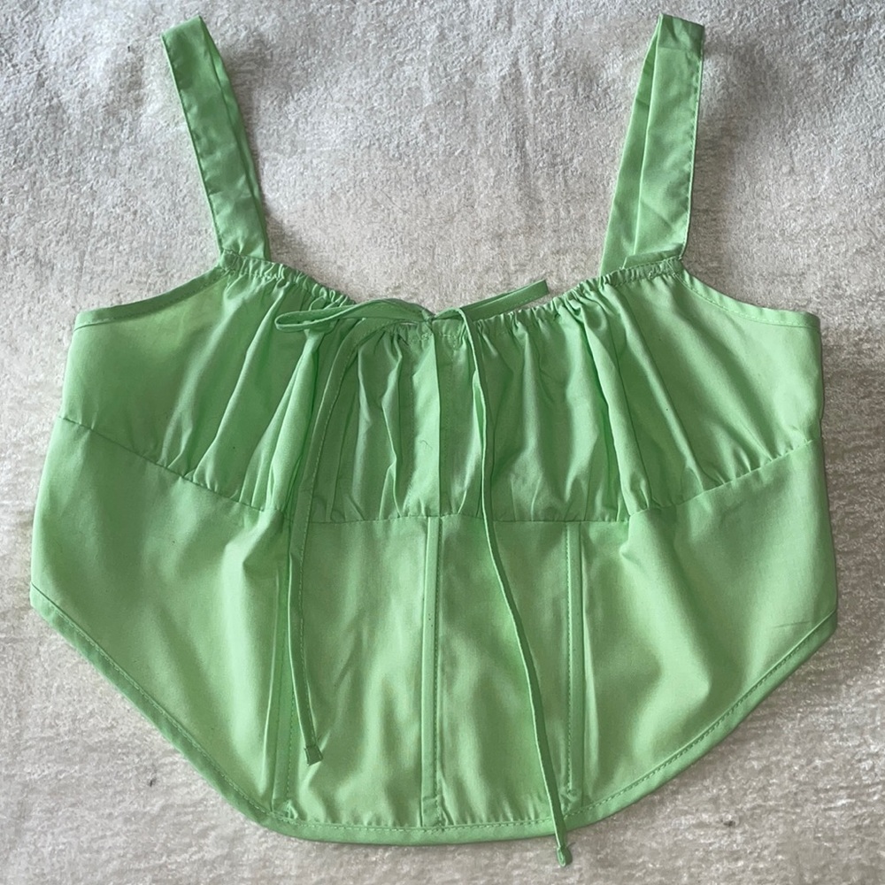 NWOT Miss Selfie Sz L mint green sleeveless crop top w elastic band on back